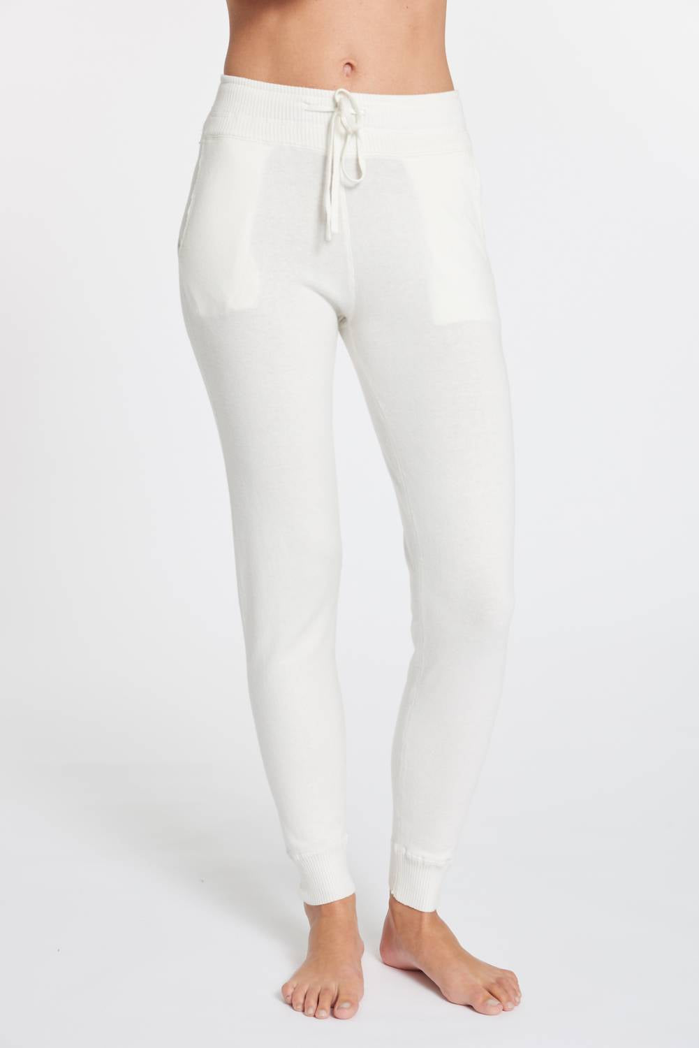 

Women's Nantucket Jogger In Marshmallow LEIMERE, Marshmallow