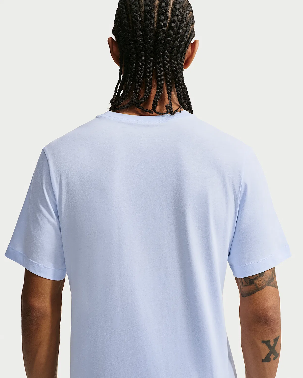 Мужская футболка Nike Sportswear Club, Hydrogen Blue — фото 2