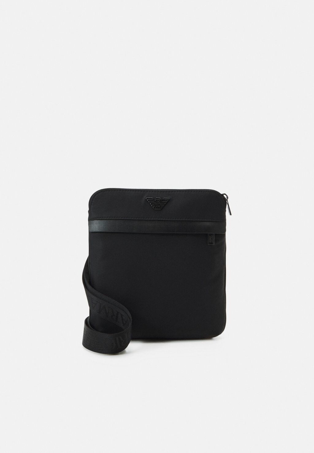 

Сумка через плечо Emporio Armani, черный