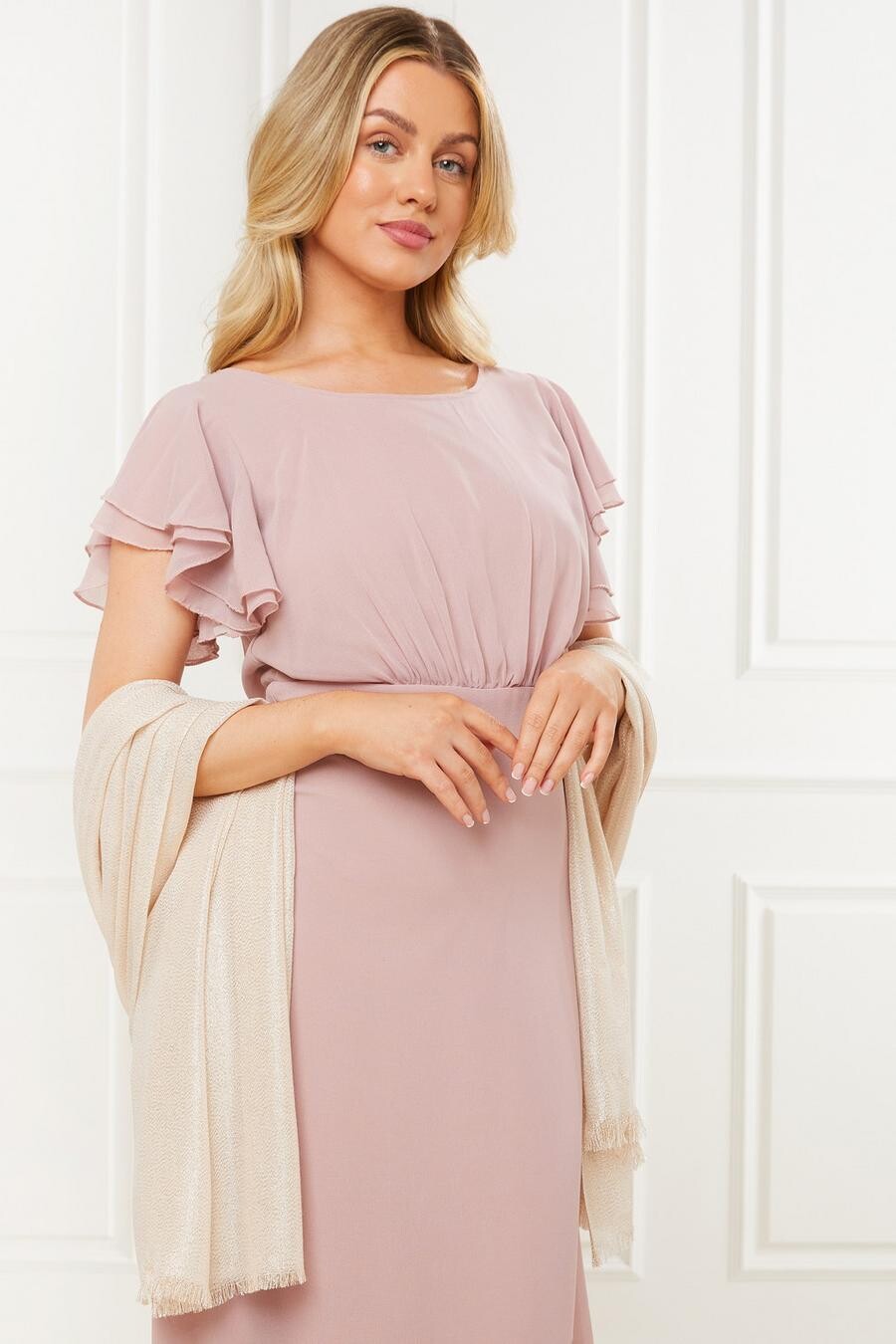 

Шарф цвета шампанского с мерцающим эффектом QUIZ Clothing