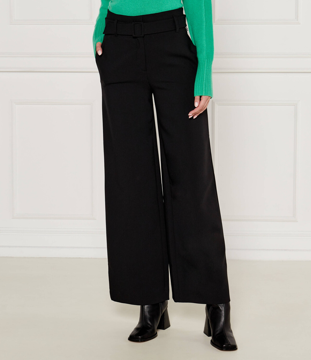 

Брюки Marc Cain flare fit, черный
