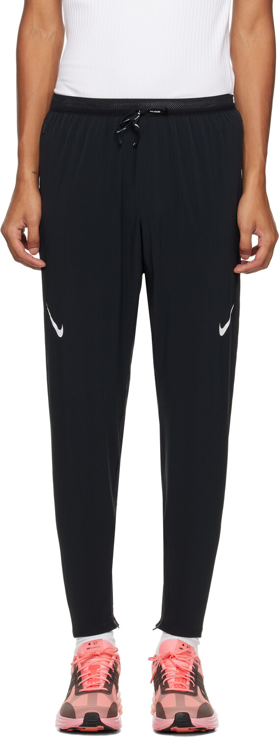 

Черные спортивные штаны AeroSwift Nike