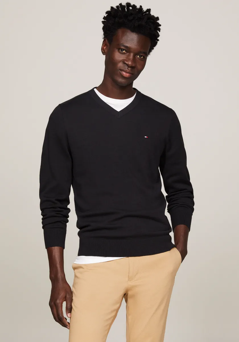 

Свитер Tommy Hilfiger с V-образным вырезом "CLASSIC COTTON V NECK", черный