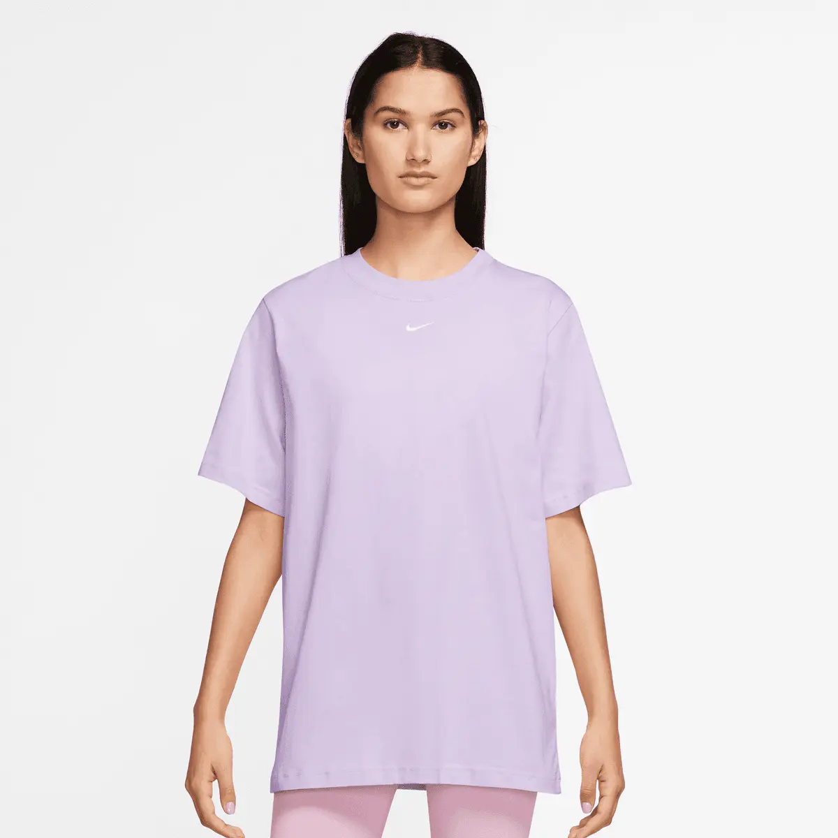

Футболка Nike Sportswear Essentials Tee, фиолетовый/розовый
