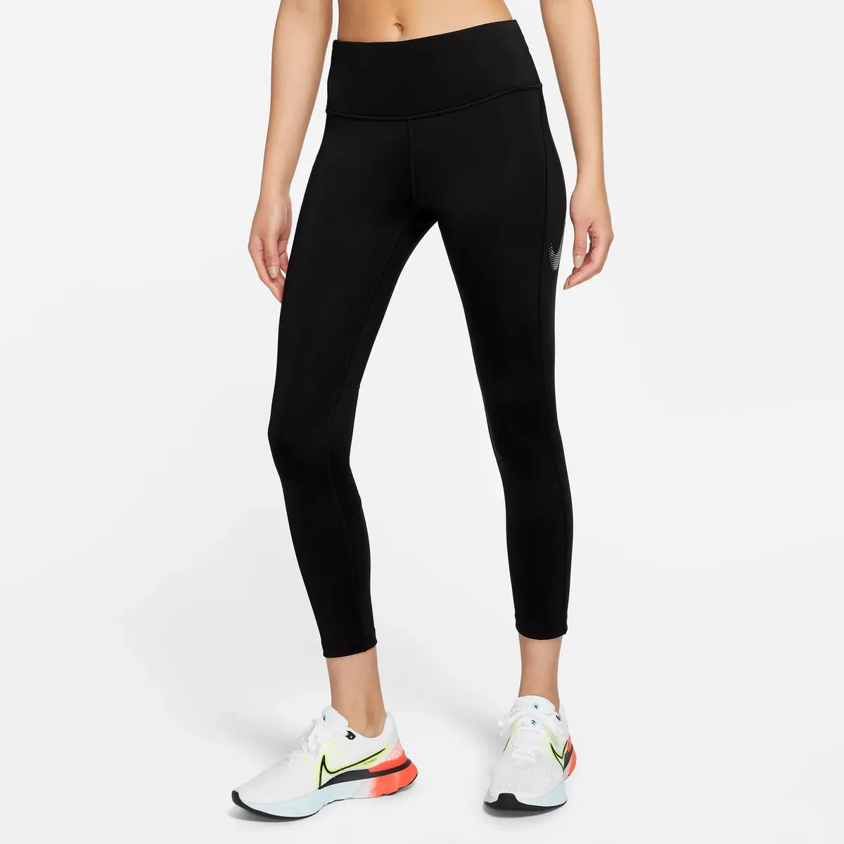 

Брюки для бега Nike "FAST SWOOSH ЖЕНСКИЕ СРЕДНЕЙ ПОСАДКОЙ / ЛЕГГИНГИ", черный