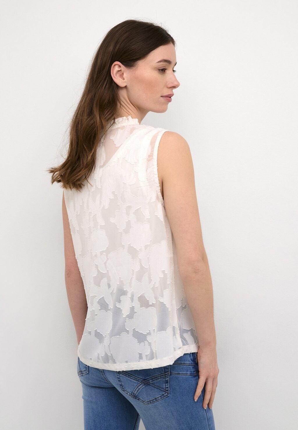 

Блузка Yana Sleeveless Cream, белоснежная