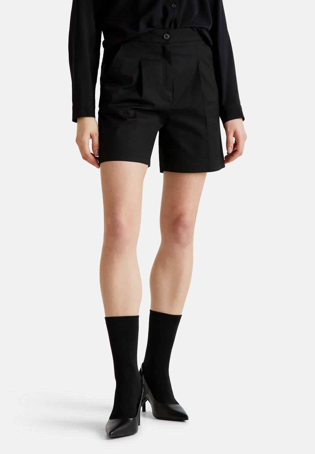 

Шорты BERMUDAS IN STRETCH United Colors of Benetton, черный
