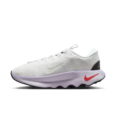 

Кроссовки Nike Motiva, цвет White/Lilac Bloom/Barely Grape/White