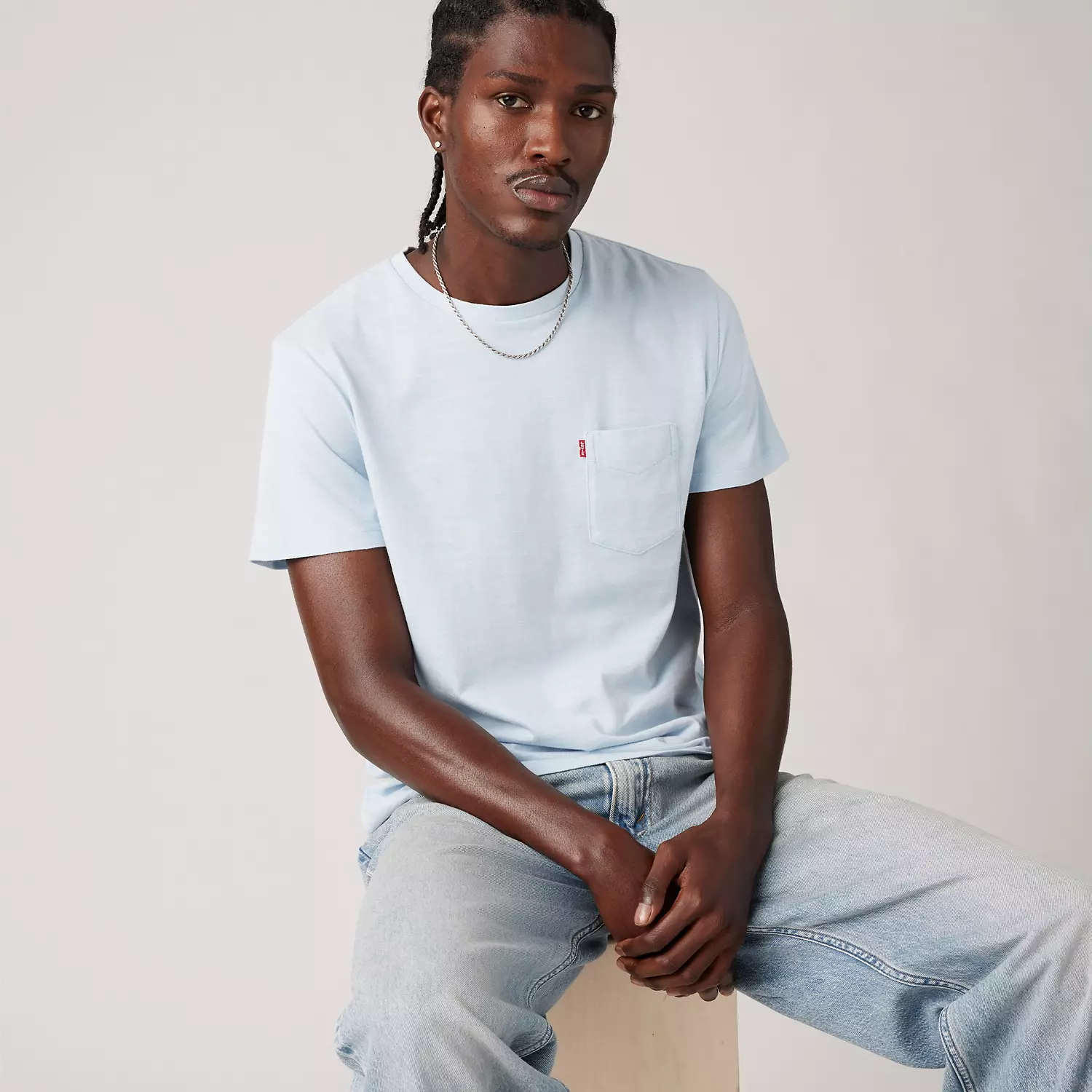 

Футболка с классическим карманом Levi's, цвет Niagara Mist - Blue