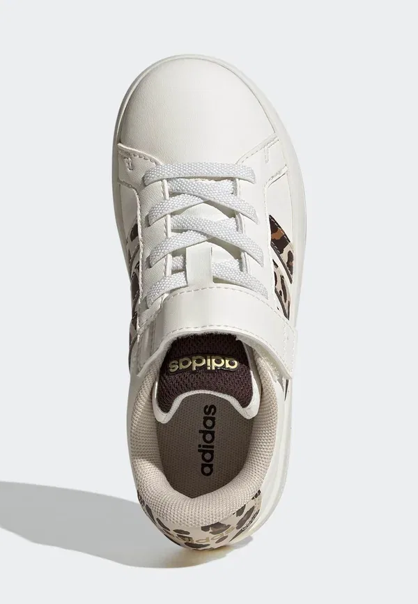 Детские кроссовки Adidas Sportswear, белый с кристально-льняным и кофейным оттенком — фото 3