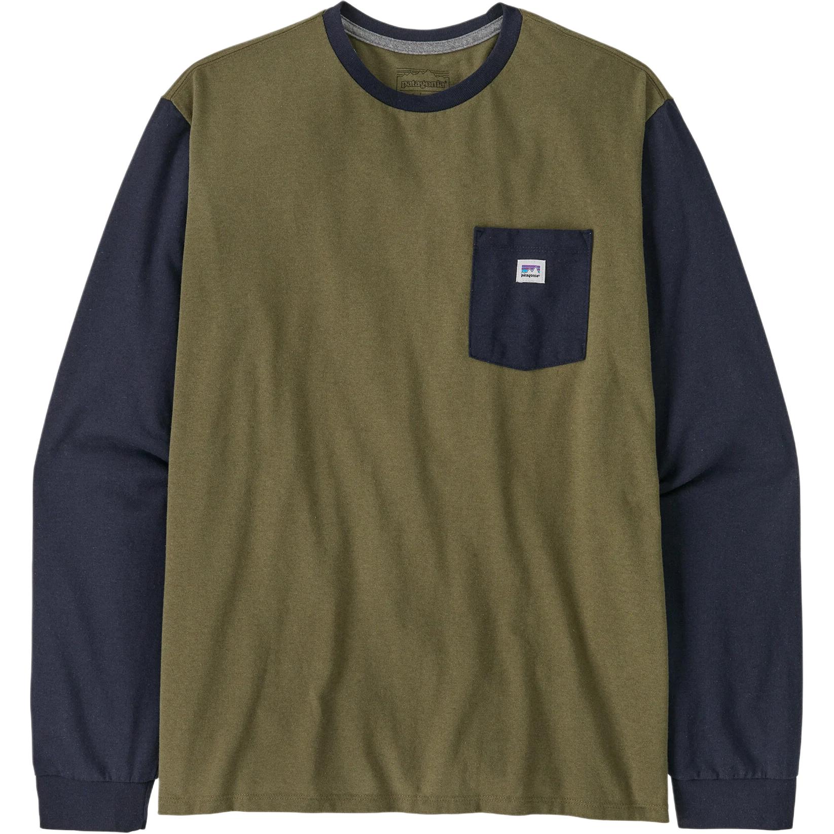 

Футболка Shop Sticker Pocket с карманом, мужская, круглый вырез, умеренная посадка Patagonia, tent зеленый