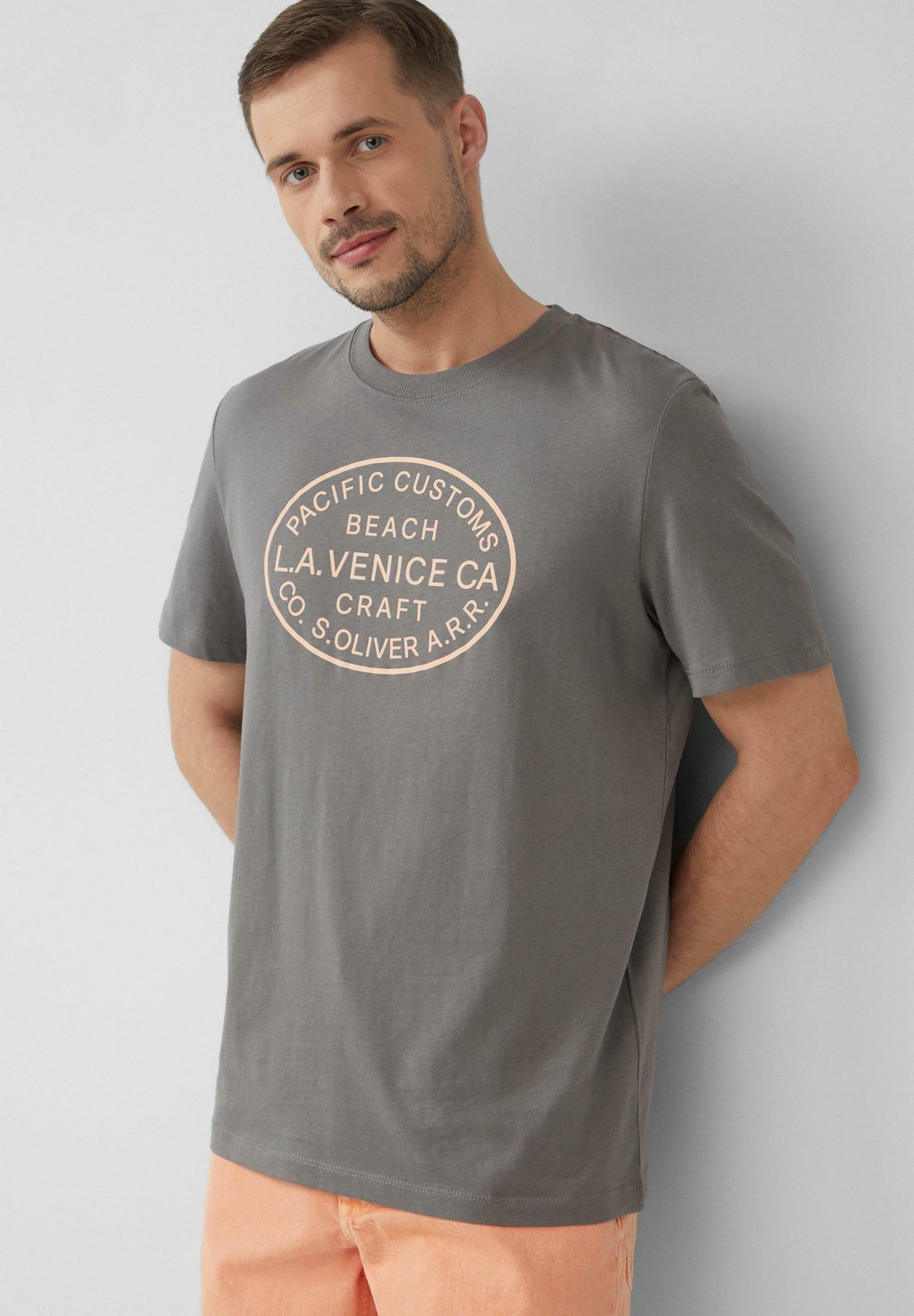 

Футболка с принтом MIT CREW NECK s.Oliver, серый