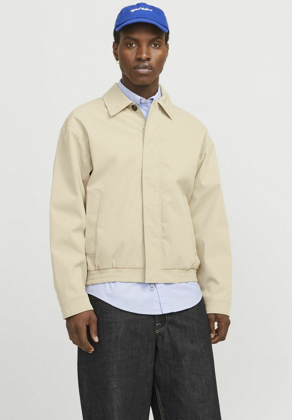 

Легкая куртка Jack & Jones, бежевый
