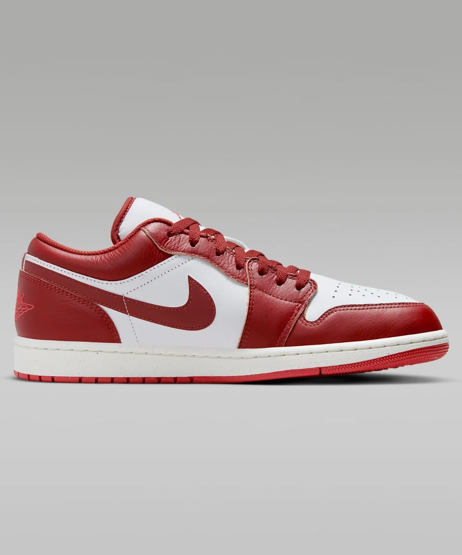 NIKE AIR JORDAN 1 LOW SE FJ3459-160 — фото 2