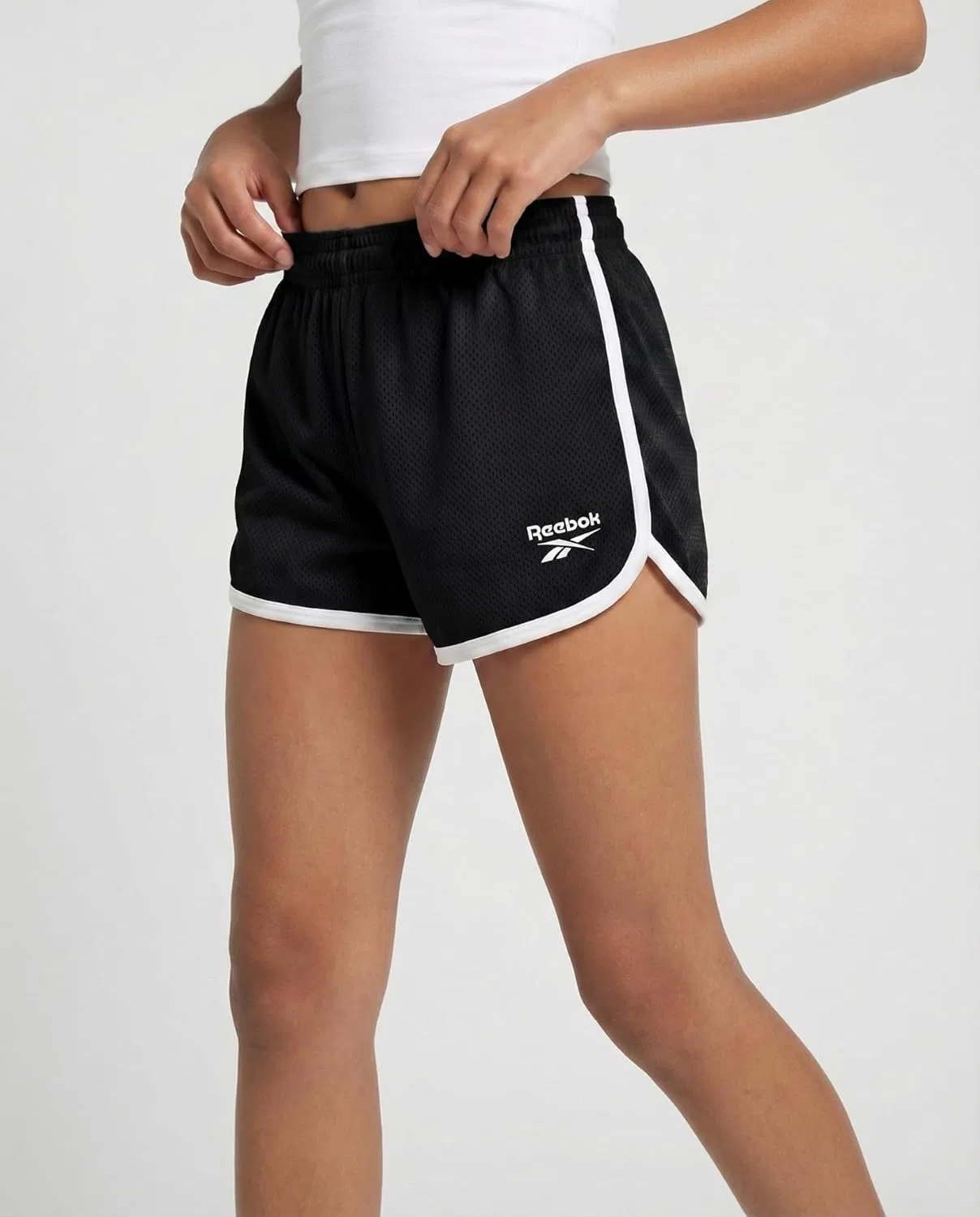 Шорты для девочек Reebok 3 Pack, Solid Black, Solid Barely Blue, Solid Festival Bloom — фото 2