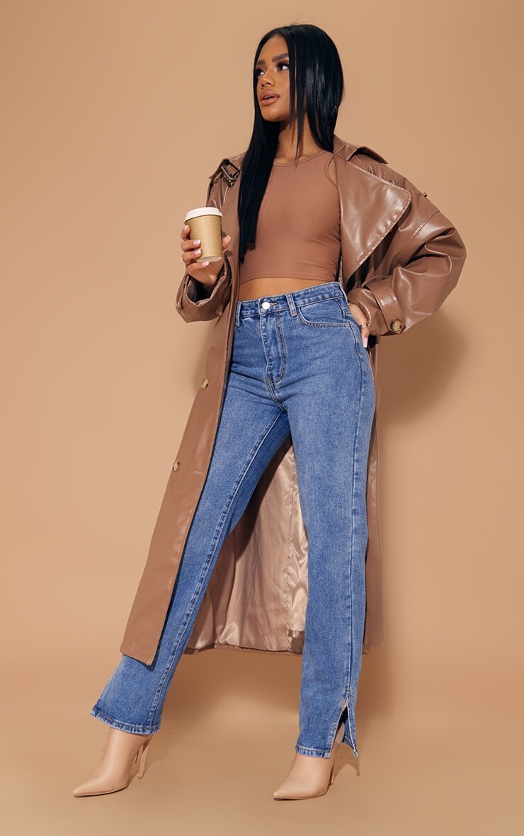 

PrettyLittleThing Средне-синие джинсы L30 из денима с разрезом подол