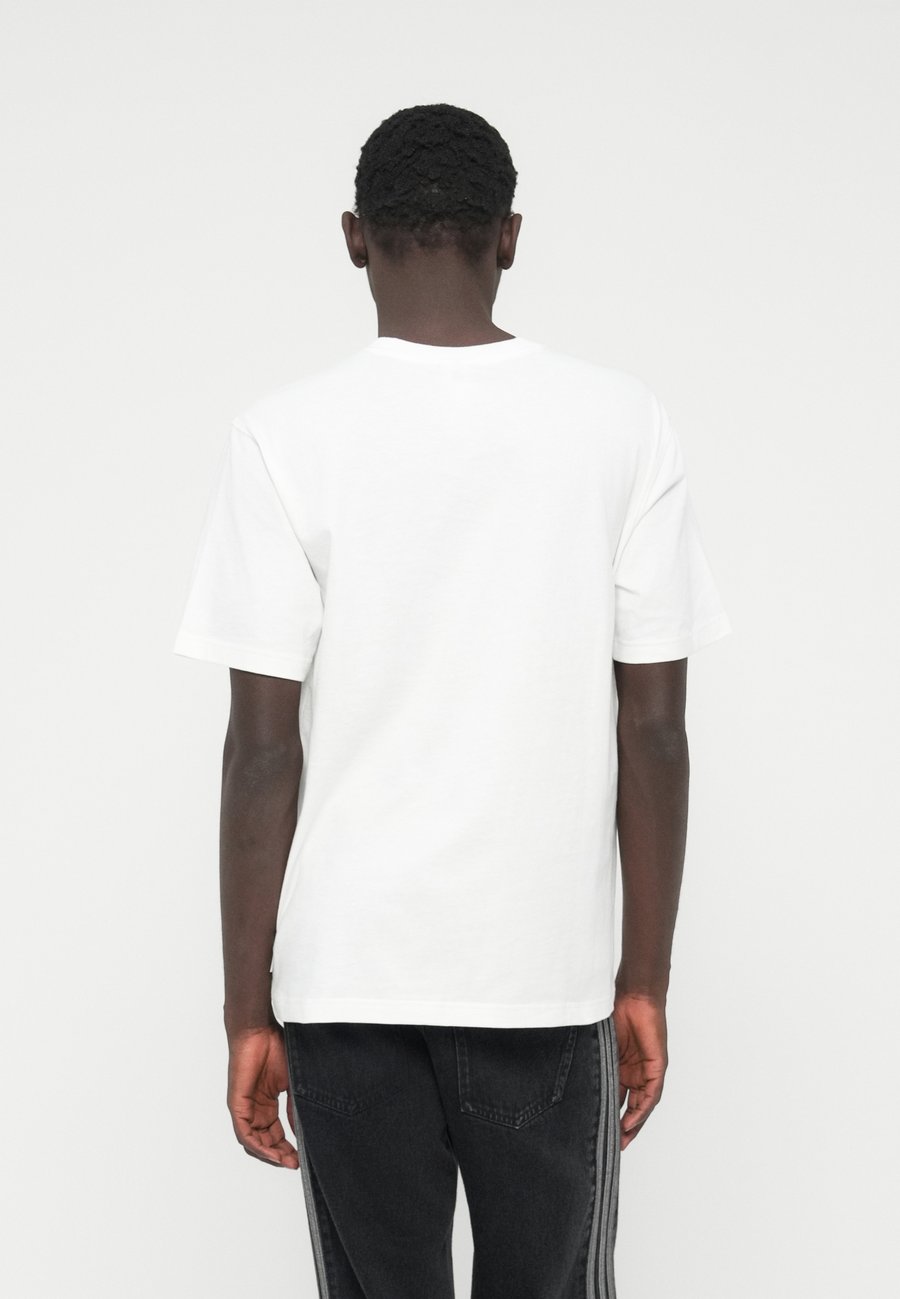 Футболка Adidas Originals Print T-shirt, White — фото 2