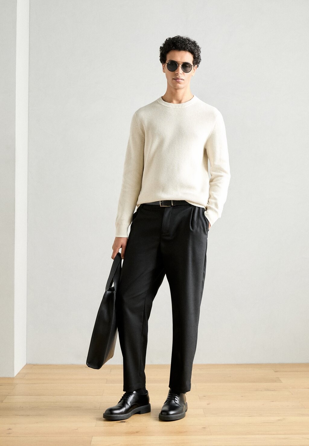 

Джемпер CREW NECK STRUCTURED WITH TIPPING Marc O'Polo, молочный