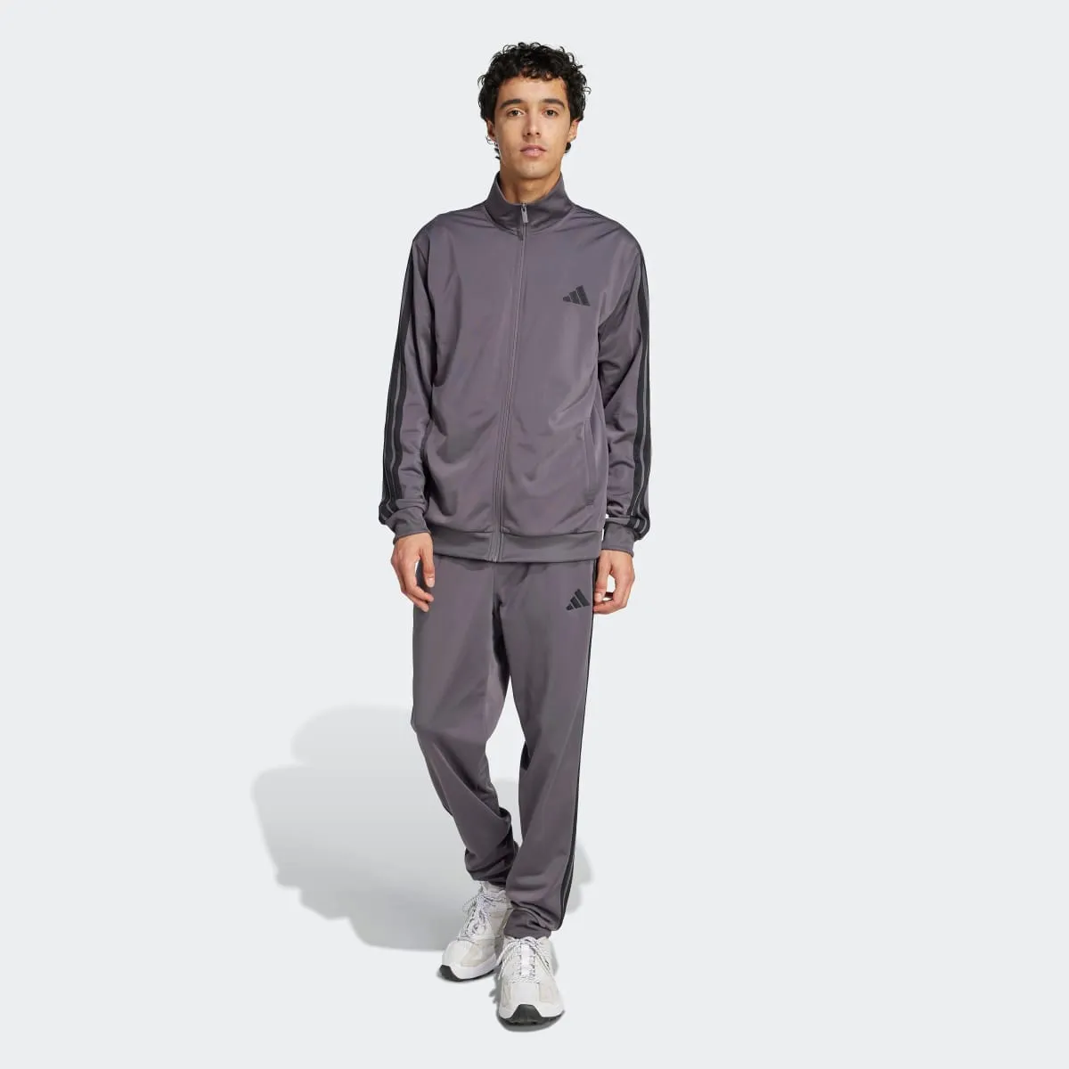

Мужской спортивный костюм Sportswear Basic с 3 полосками adidas, мультиколор