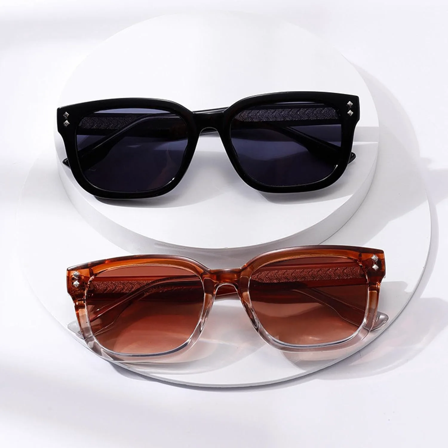 

Женские солнцезащитные очки с заклепками, градиентные линзы, защита от УФ-излучения UV400; мужские солнцезащитные очки в стиле панк DSVIGF, Transparent Green