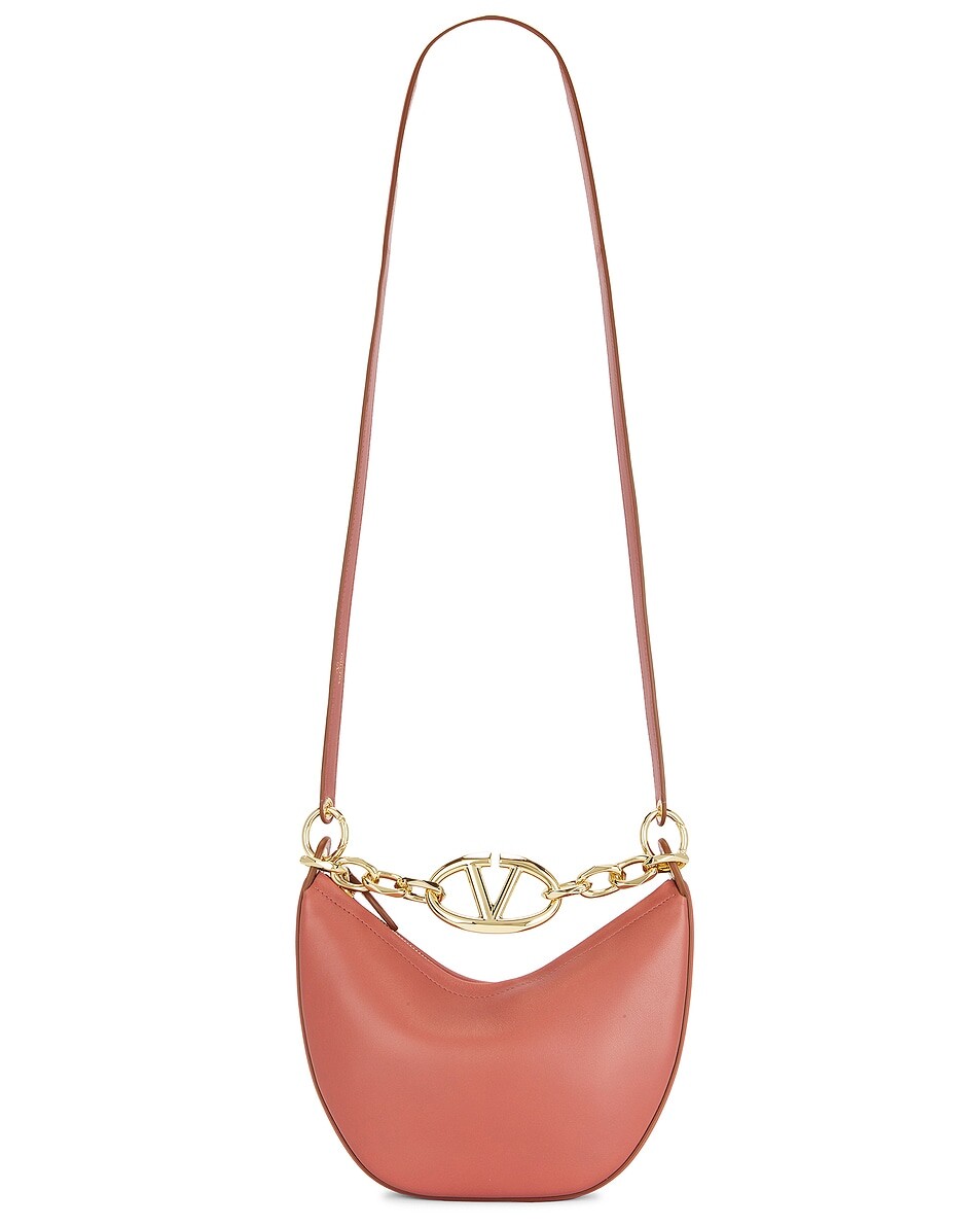 

Сумка-хобо Mini V с логотипом Moon Valentino Garavani, цвет Rose Brown