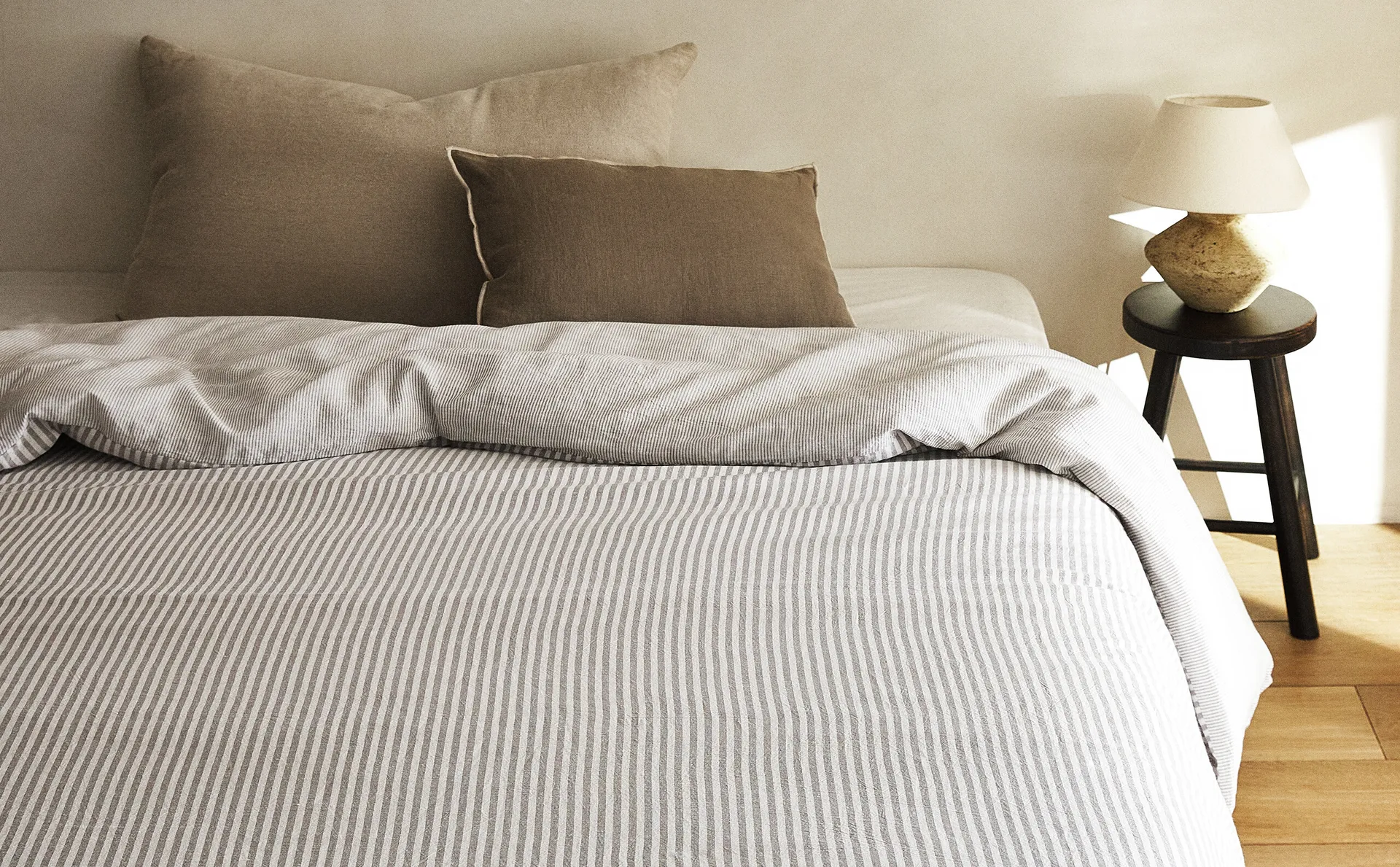 

Пододеяльник в узкие полоски Zara Home, серый