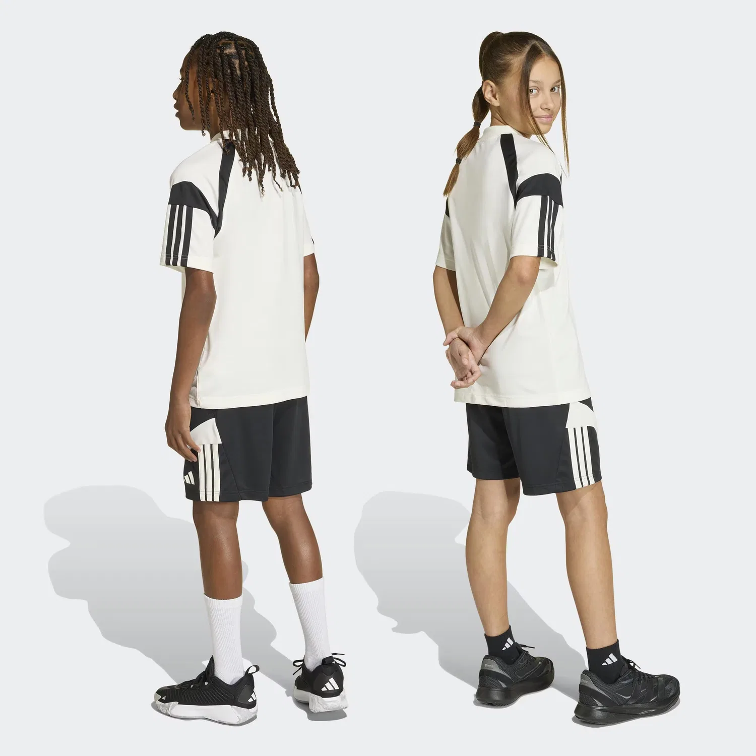 Спортивные брюки Adidas Sportswear Regular Workout Pants черного цвета