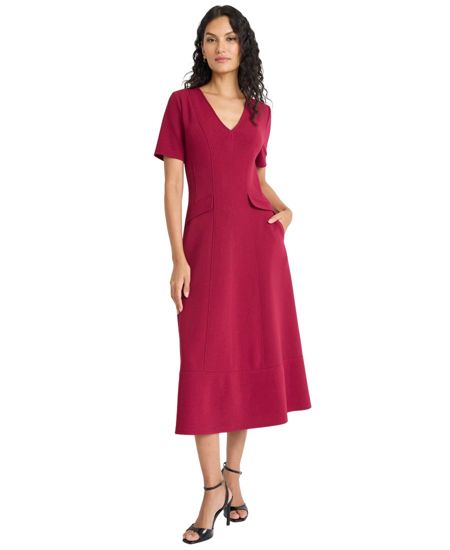 

Женское платье с короткими рукавами и V-образным вырезом Maggy London, Beet red