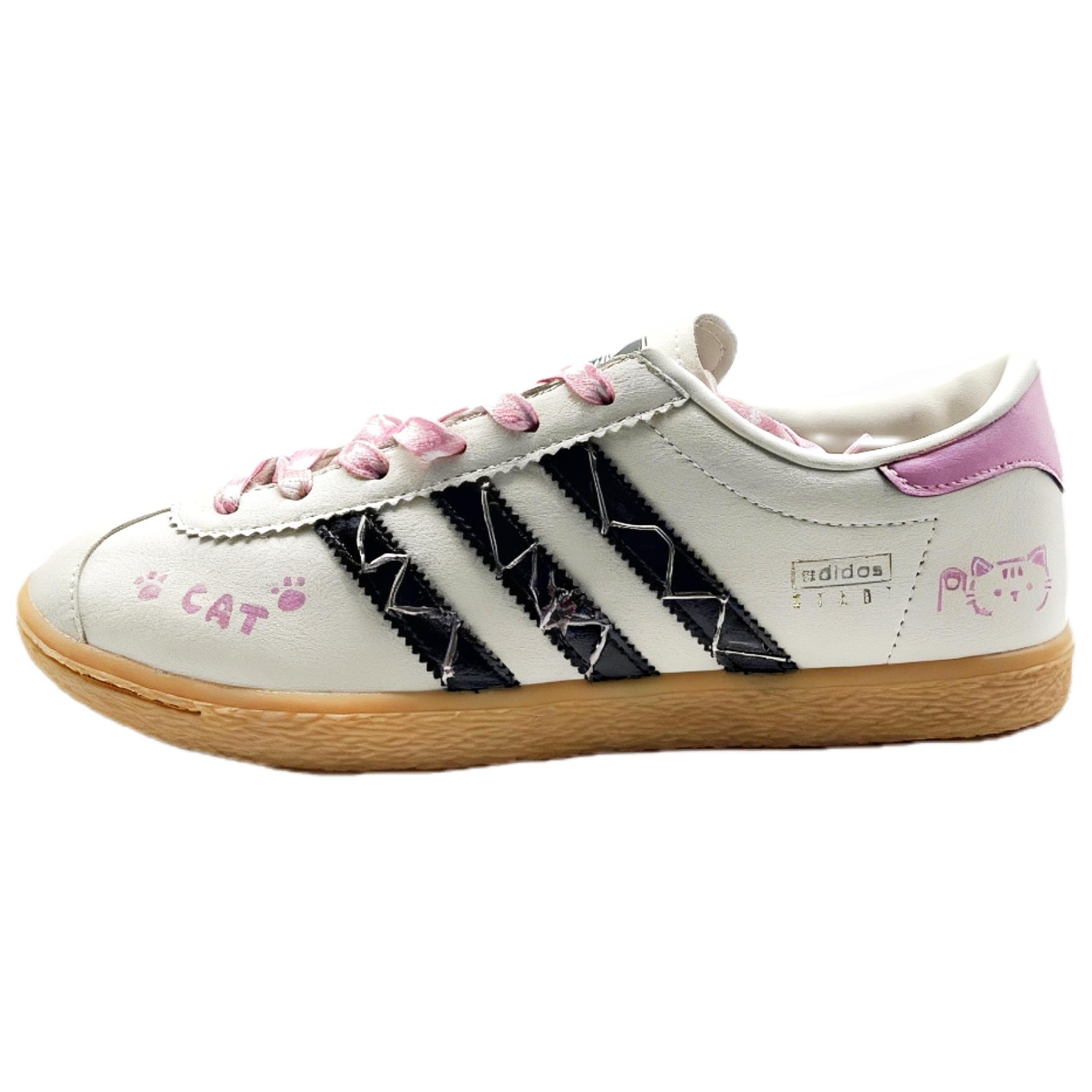 

Stadt Crystal Love German Army Trainers Unisex Pink Adidas Originals, белый