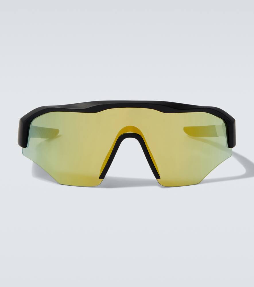 

Солнцезащитные очки Logo shield Gucci