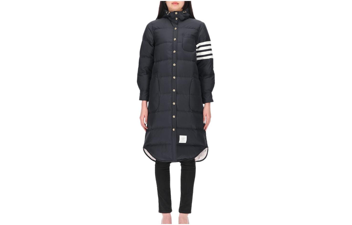 

Четырёхполосное стёганое длинное пальто THOM BROWNE, чёрное, Черный, Четырёхполосное стёганое длинное пальто THOM BROWNE, чёрное