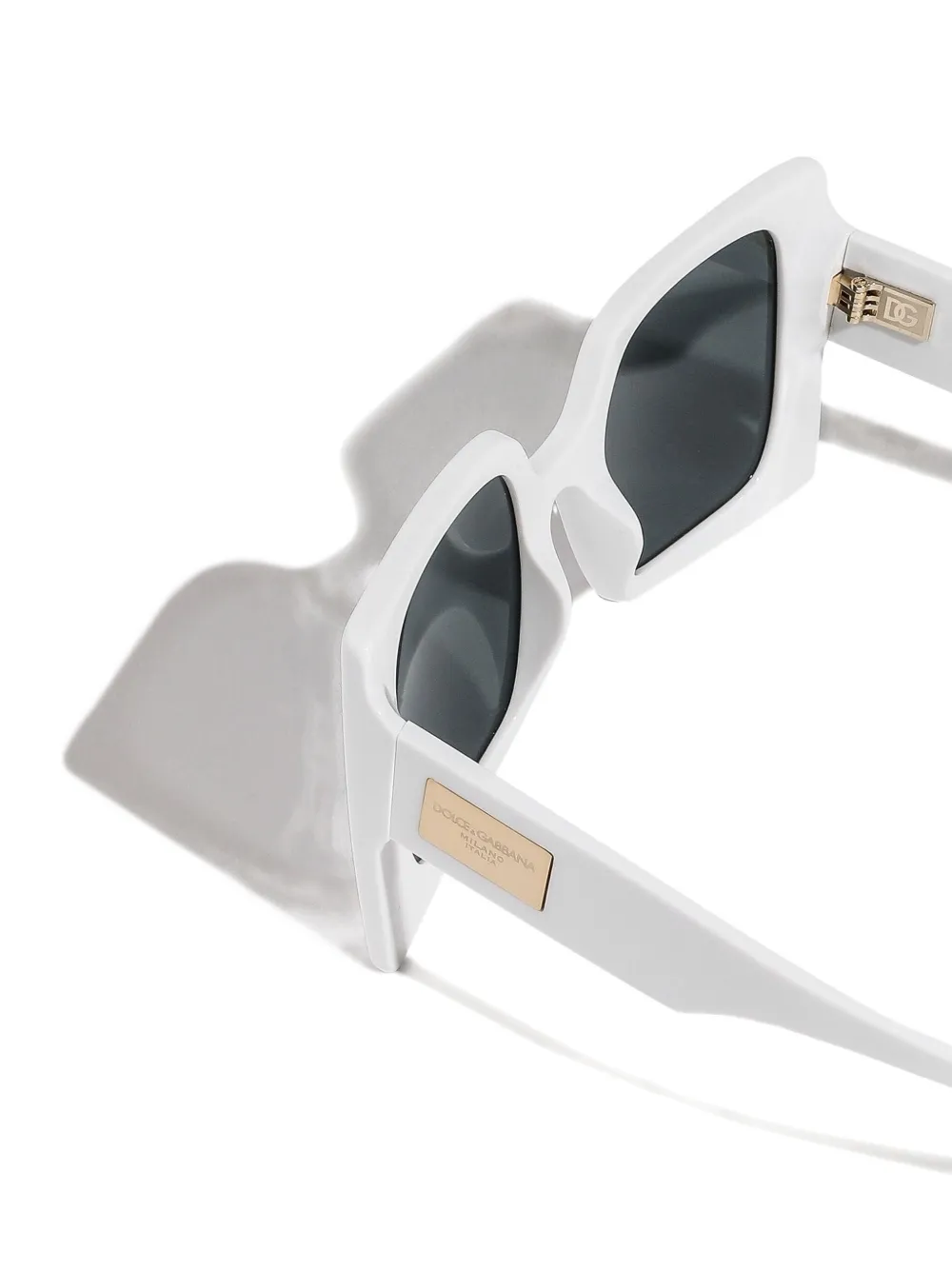 

Солнцезащитные очки в квадратной оправе Dolce & Gabbana Eyewear, белый