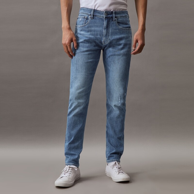 

Джинсы потертые мужские Calvin Klein Jeans зауженной формы, светло-синий