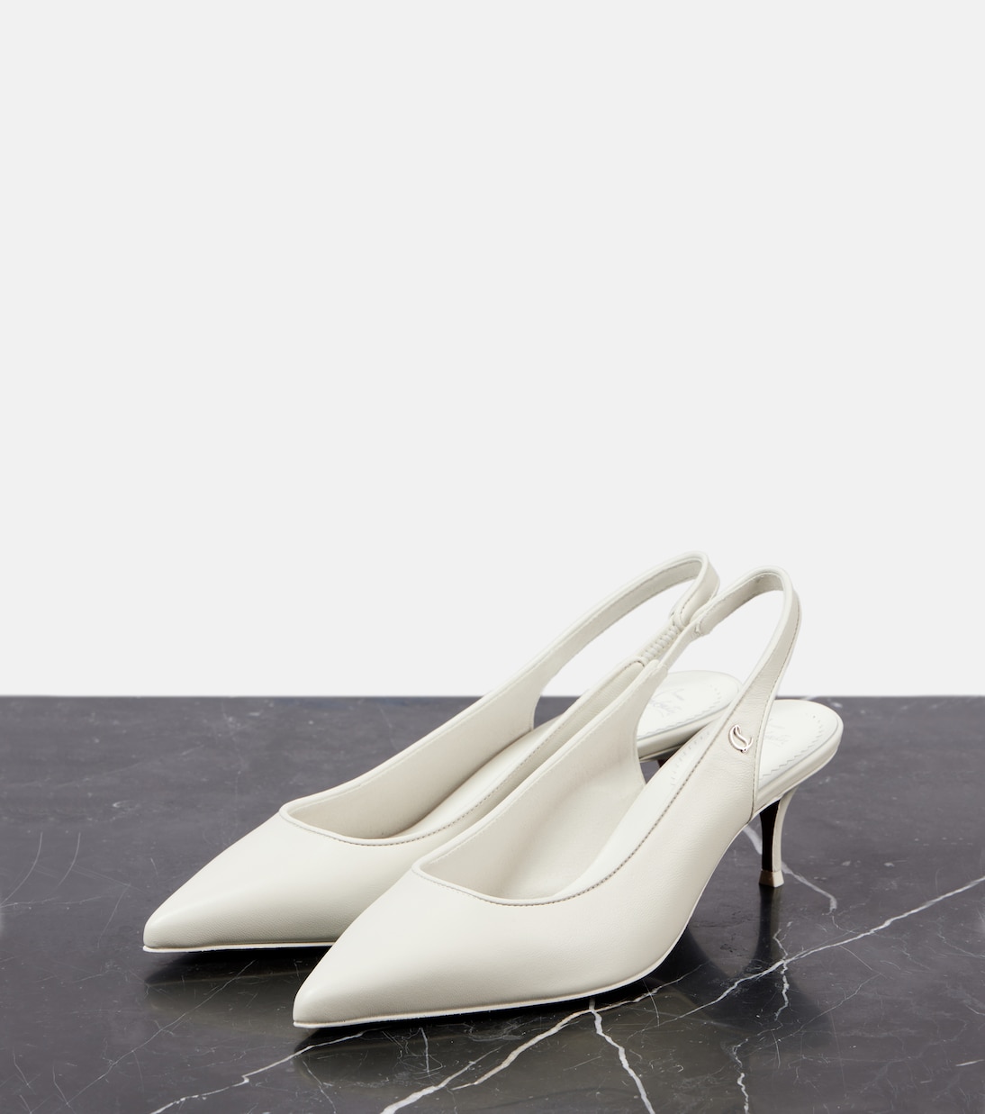 Спортивные туфли-лодочки Sporty Kate Sling 55 на ремешке Christian Louboutin, белый — фото 4
