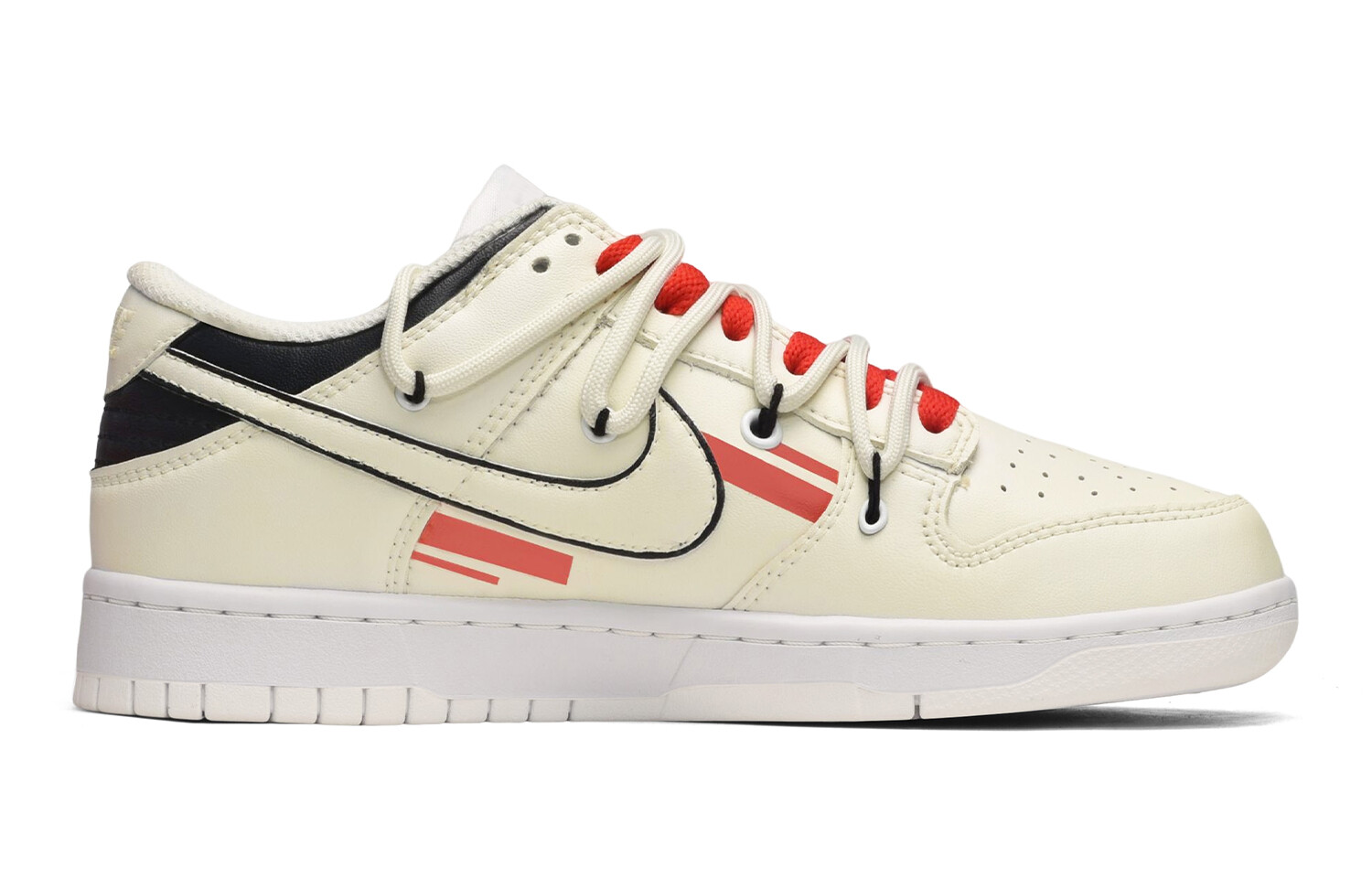 

Кроссовки Nike Dunk Skateboard Shoes Women's Low-Top Yellow/Red Black
