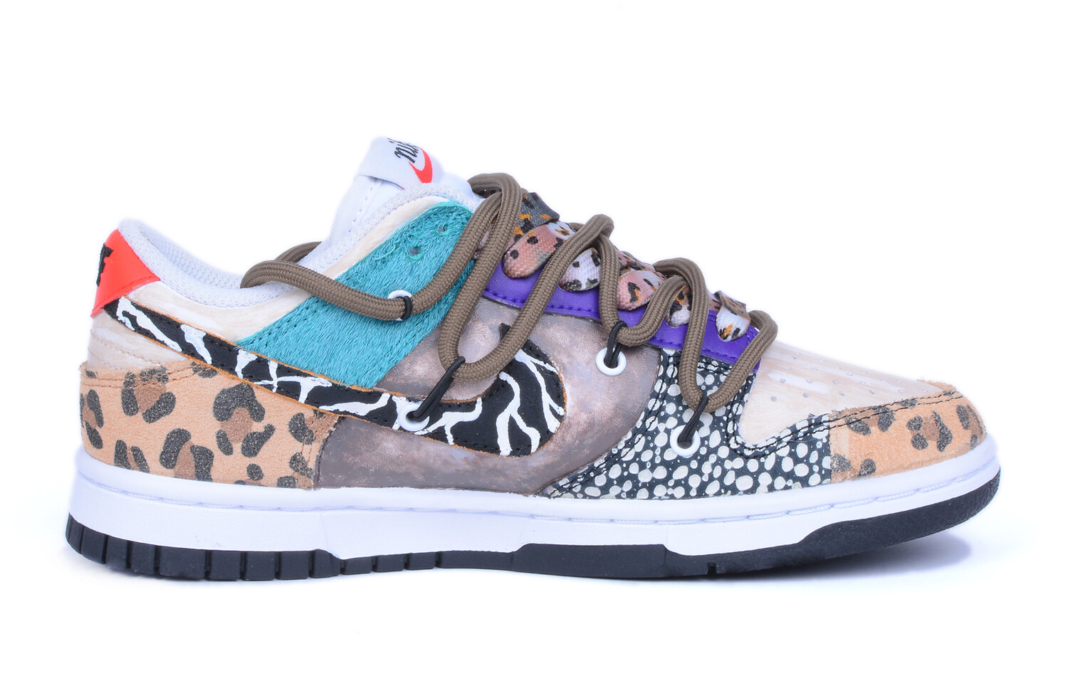 

Кроссовки Nike Dunk Skateboarding Shoes Women's Low-top Brown/Taupe, коричневый