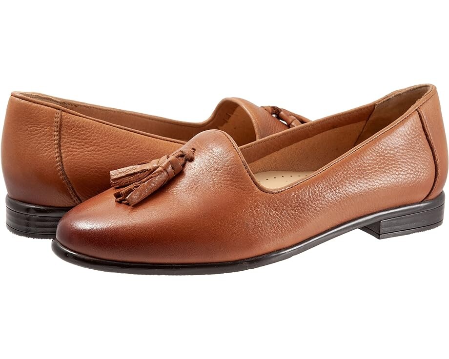 

Туфли на плоской подошве Trotters Liz Tassel, цвет Luggage