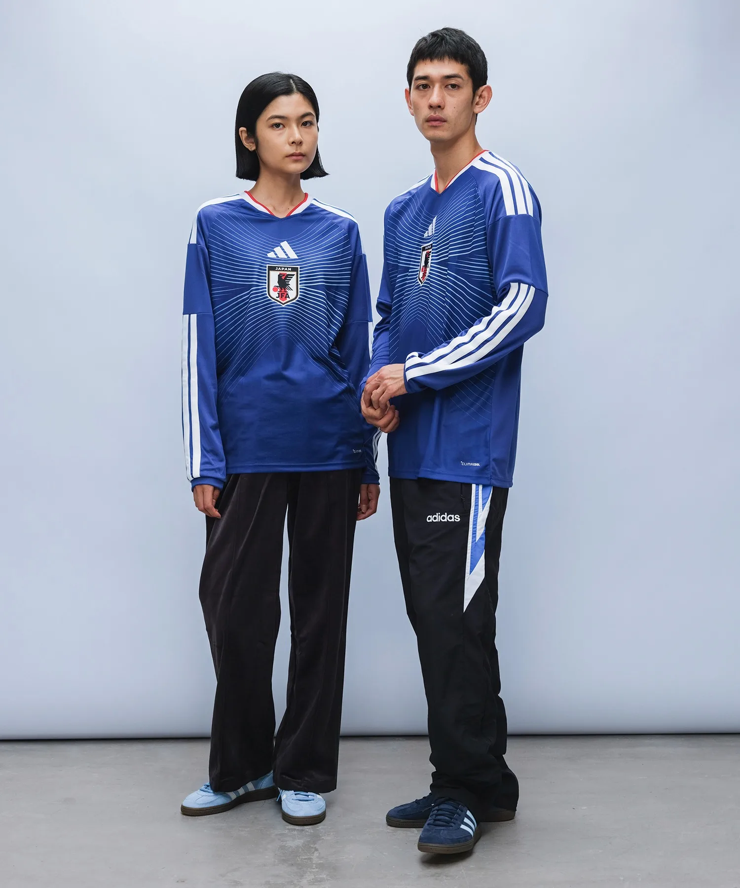 Мужская/женская футболка сборной Японии 2026 Adidas Home с длинным рукавом синяя — фото 3