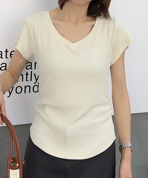 

Футболка с V-образным вырезом, рубчик Aimoha, светло-бежевый