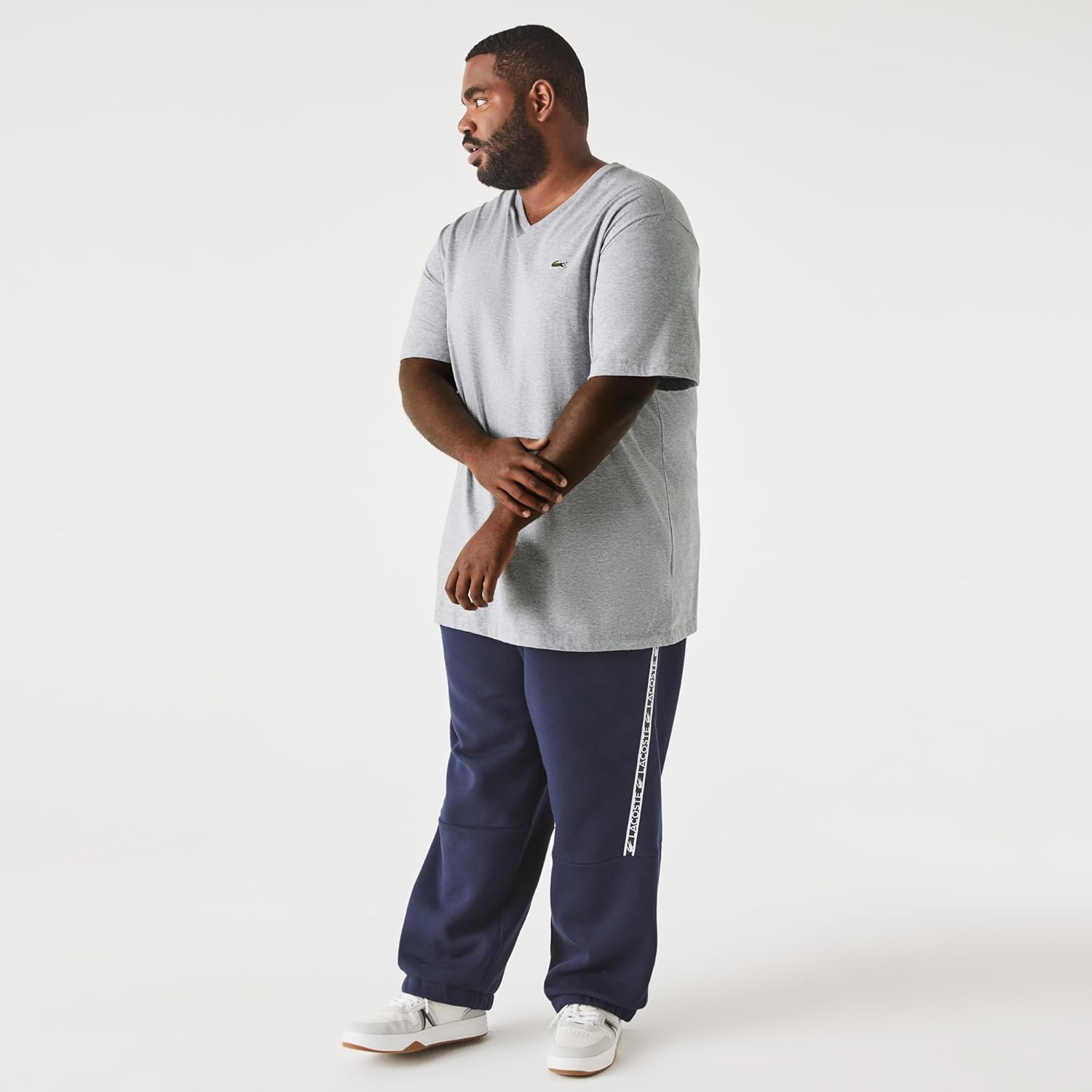 Мужская классическая футболка Lacoste большого размера с V-образным вырезом, коротким рукавом и стандартным кроем., Silver Chine — фото 3