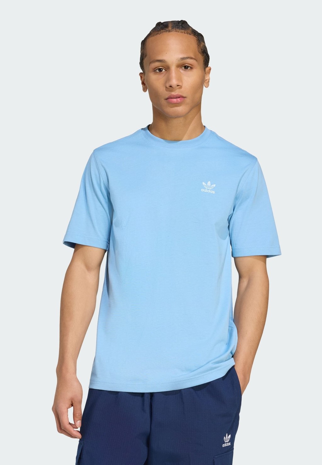 

Базовая футболка TREFOIL ESS Adidas Originals, синий