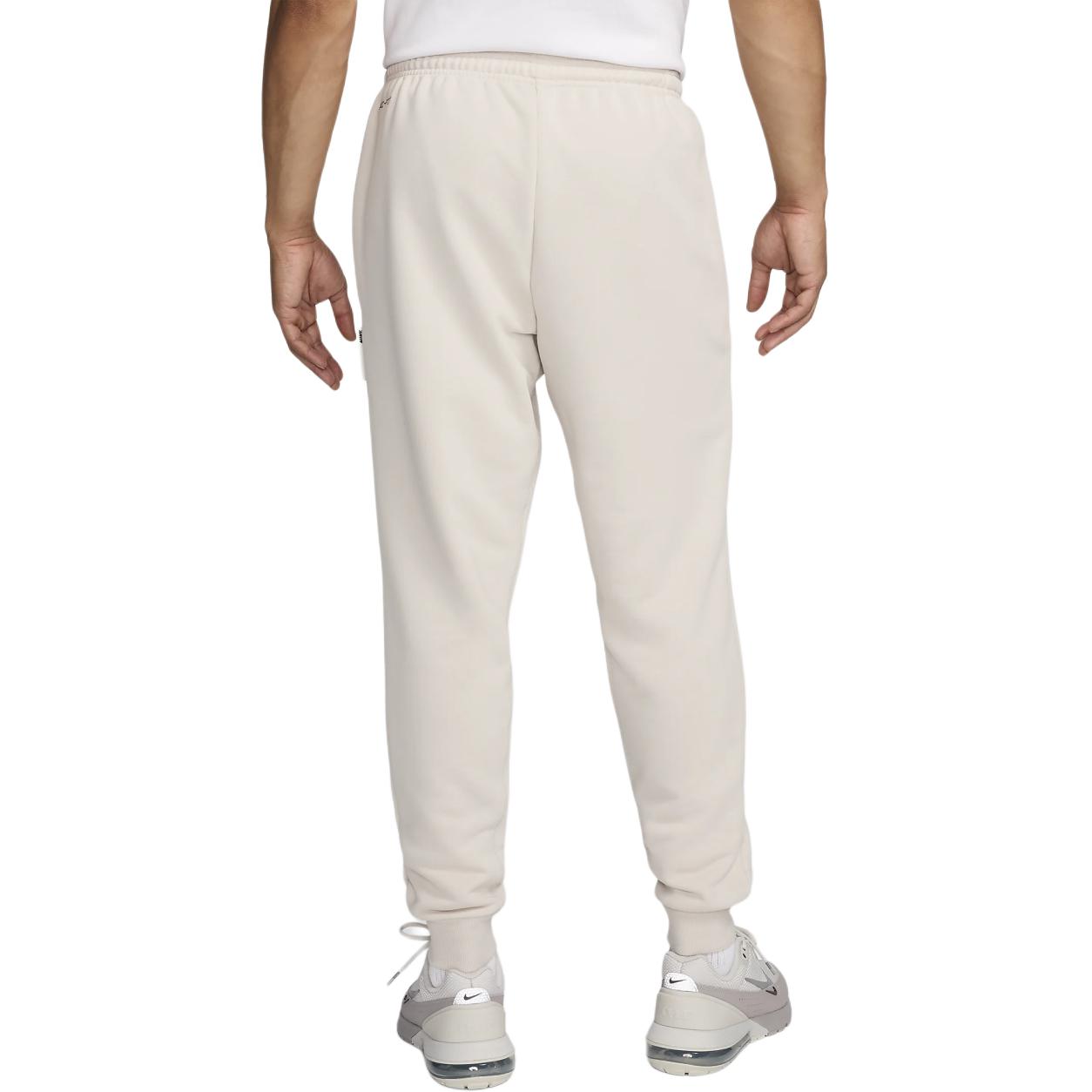Ливерпуль мужские футбольные брюки Dri FIT зауженные Nike, экрю — фото 4