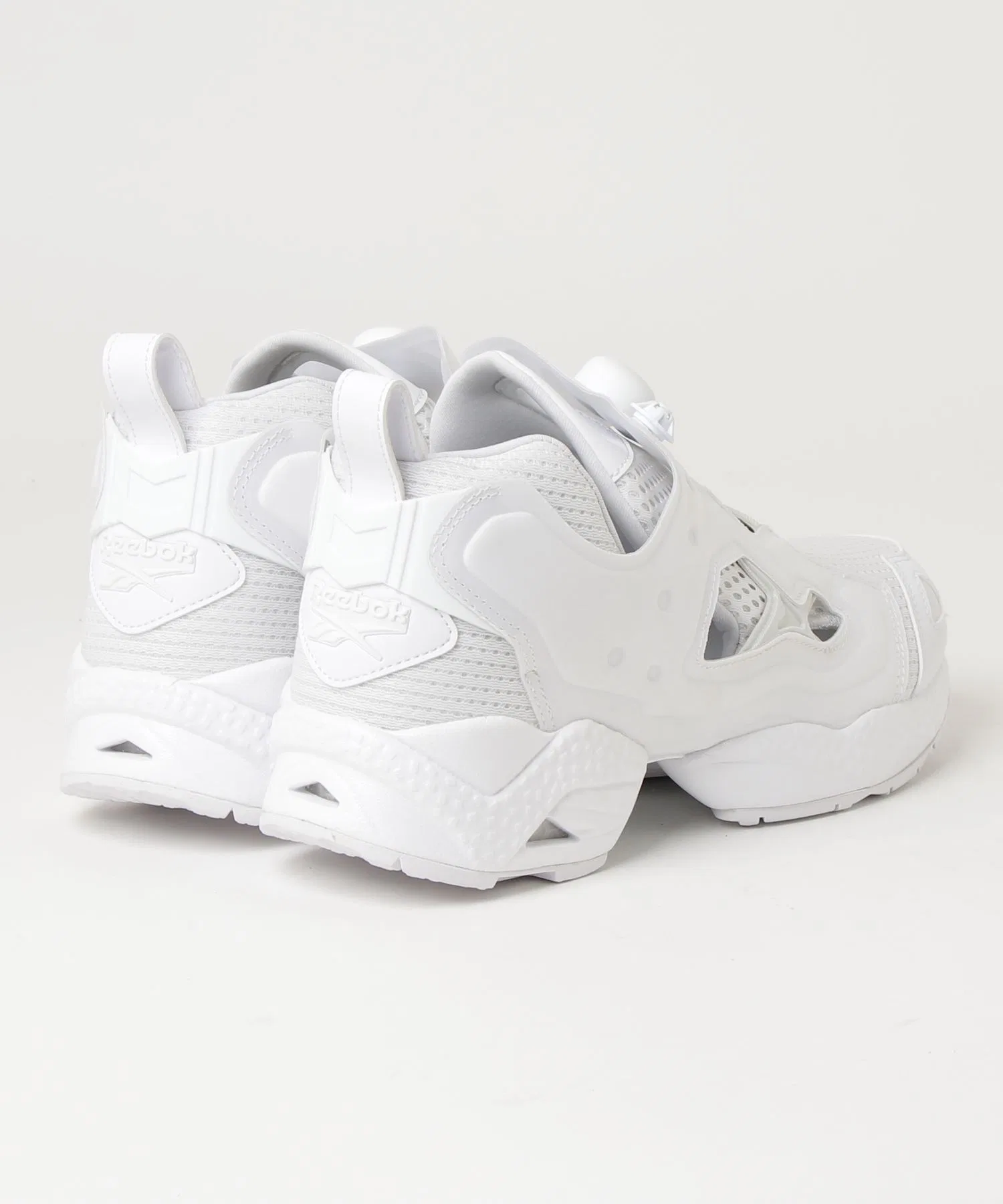 Унисекс кроссовки Reebok INSTAPUMP FURY 95 белые — фото 4