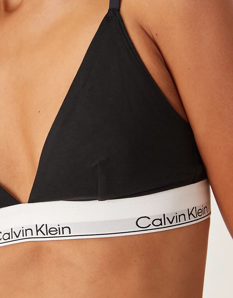 Calvin Klein подчеркнутый бюстгальтер Icon Cotton Modal с треугольными чашечками черного цвета — фото 3