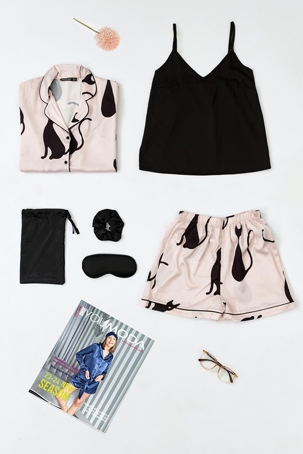 

Комплект из 6 розовых атласных пижамных шорт с кошачьим узором FOR YOU MODA