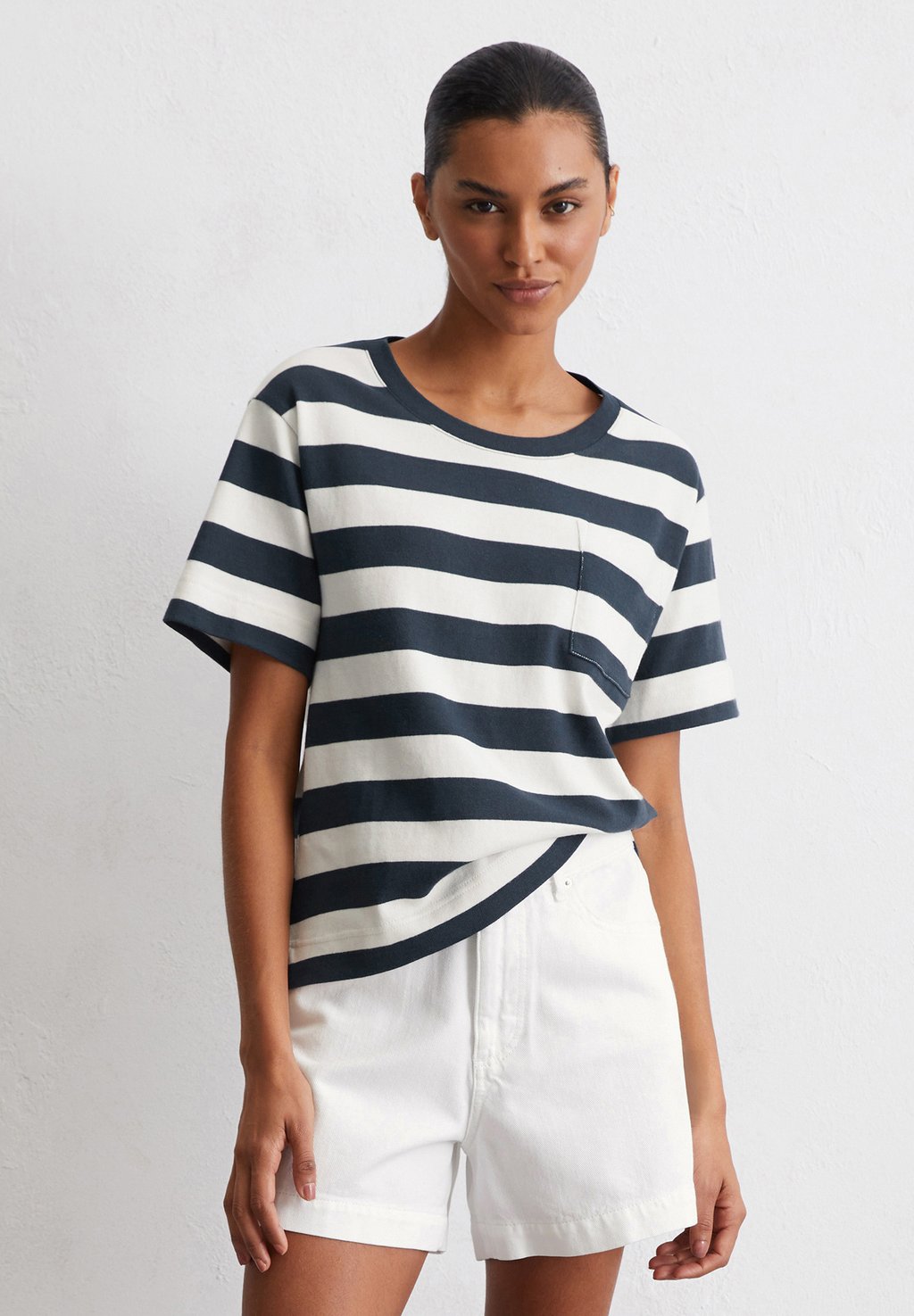

Футболка с принтом SHORT SLEEVE ROUND NECK STRIPED Marc O'Polo, белый