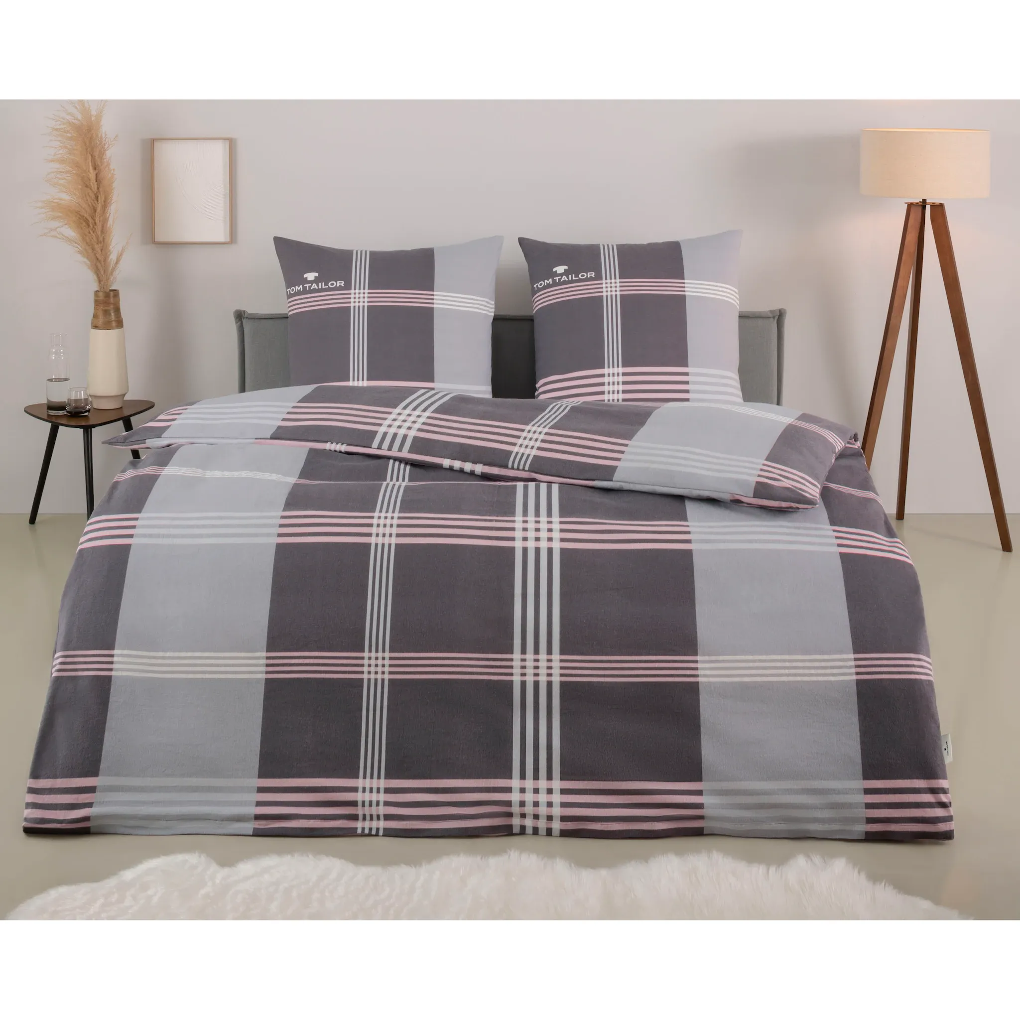 

Постельное белье TOM TAILOR HOME «Оле в размере. 135х200 или 155х220 см", постельное белье в клетку из хлопка, на молнии, серый/розовый