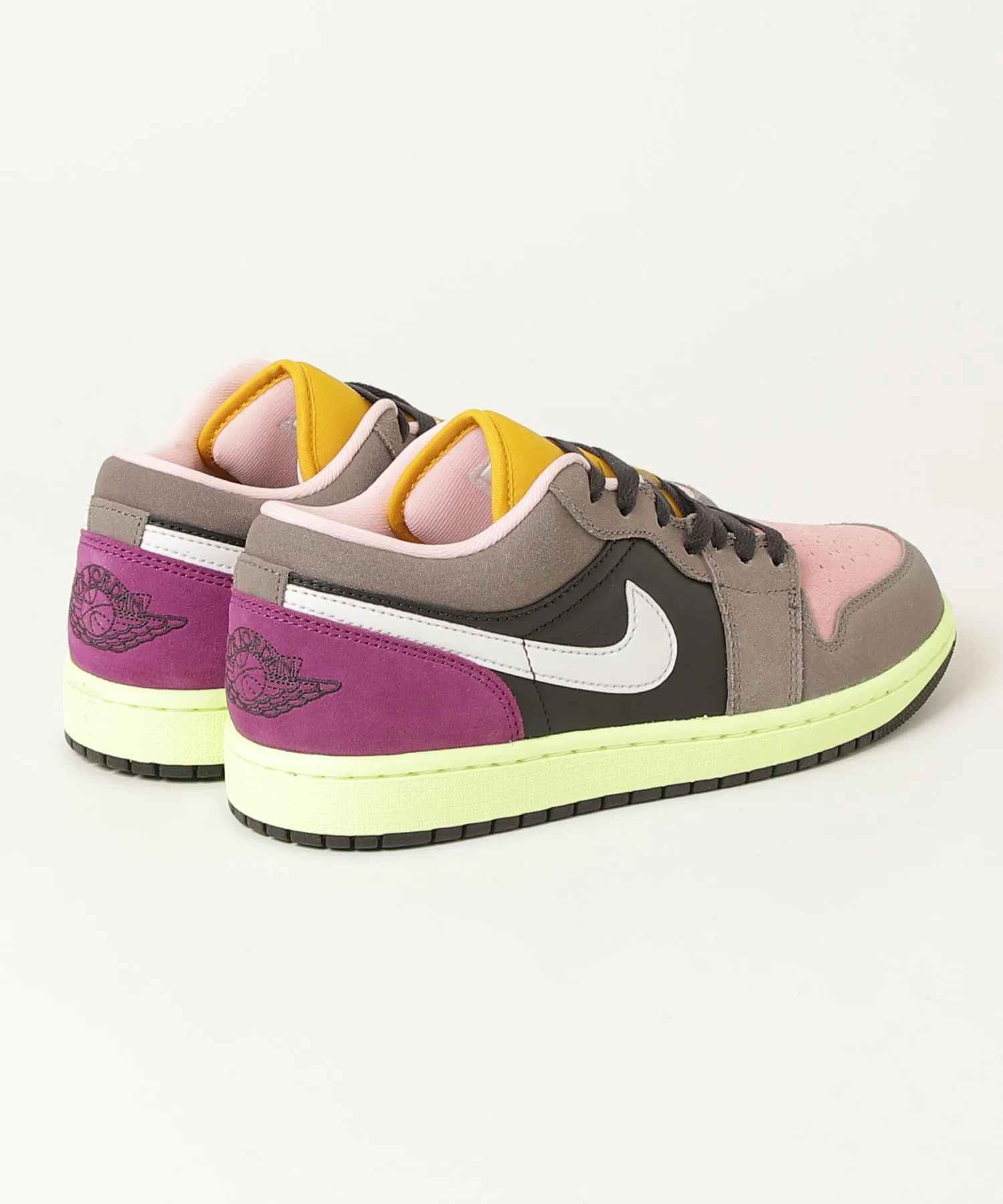 Мужские кроссовки JORDAN BRAND AIR JORDAN 1 LOW SE — фото 2