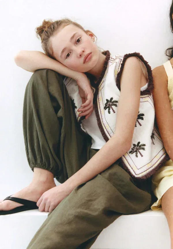 Костюмный жилет Mango Kids, цвет экрю