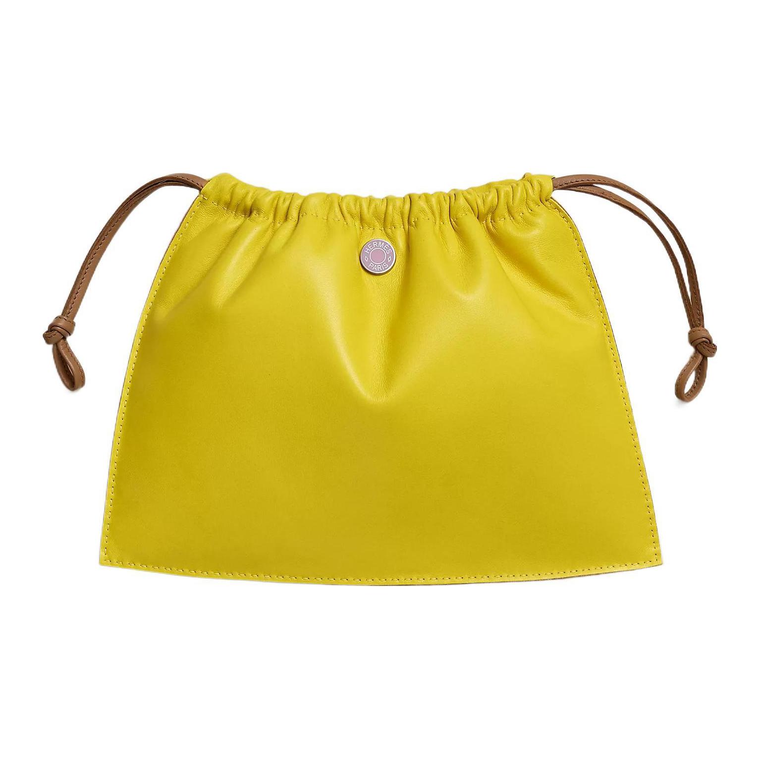 

Пило Мило Косметичка Клатч из ягненка и телячьей кожи Женская Лимонный HERMES